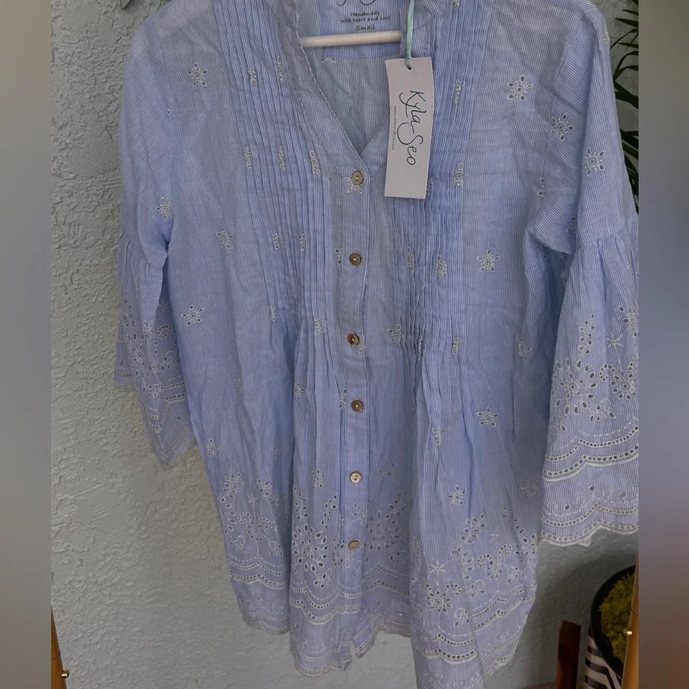NWT Anthropology Bell Sleeves Shirt by Kyla Seo Soft Eyeleted Cotton Sz Small - Picture 8 of 16